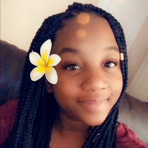 Meet your Posher, Nicole